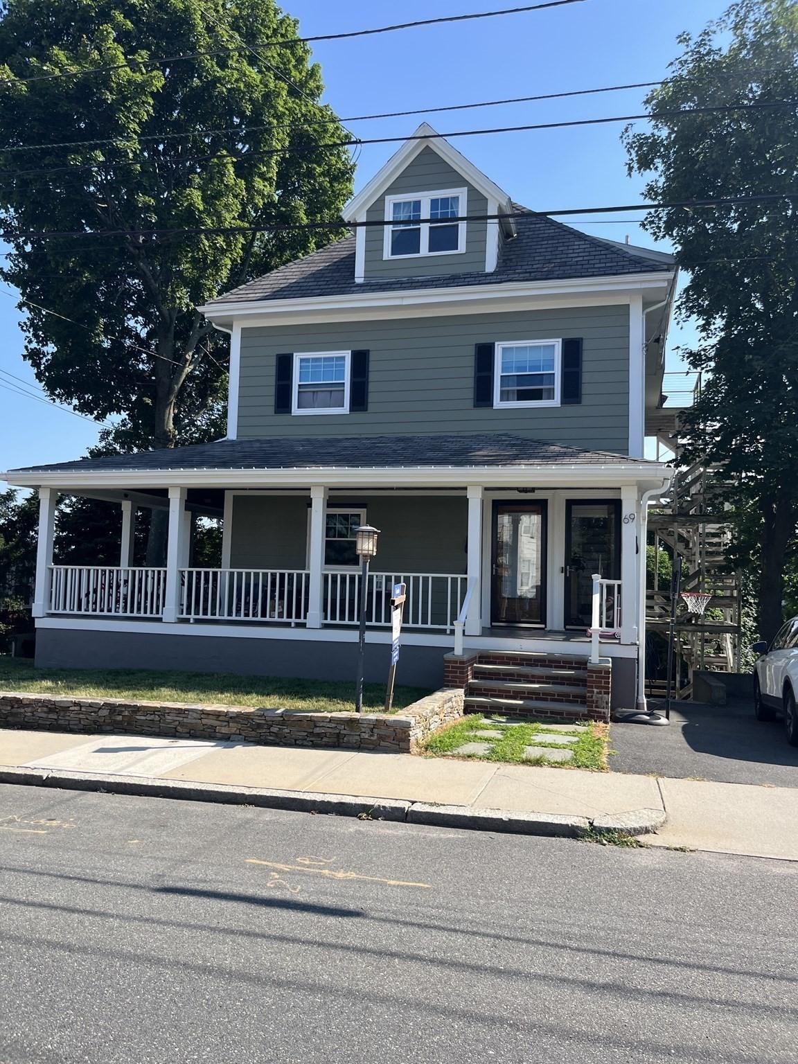 69 Summit Ave Unit 1, Winthrop, MA 02152