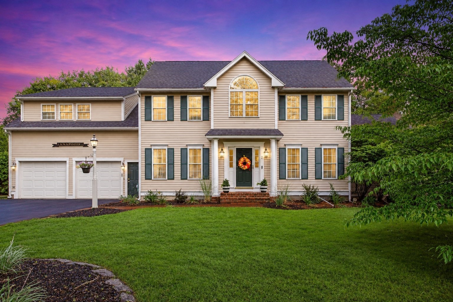 2 Sherwood, Halifax, MA 02338