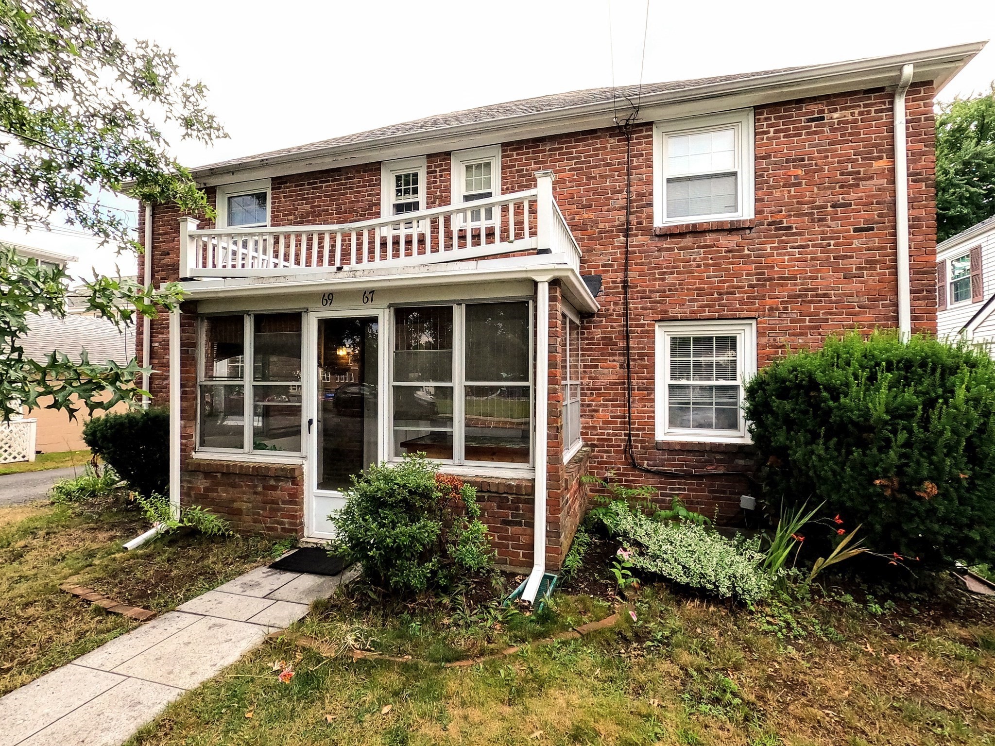 67 York Ave, Watertown, MA 02472