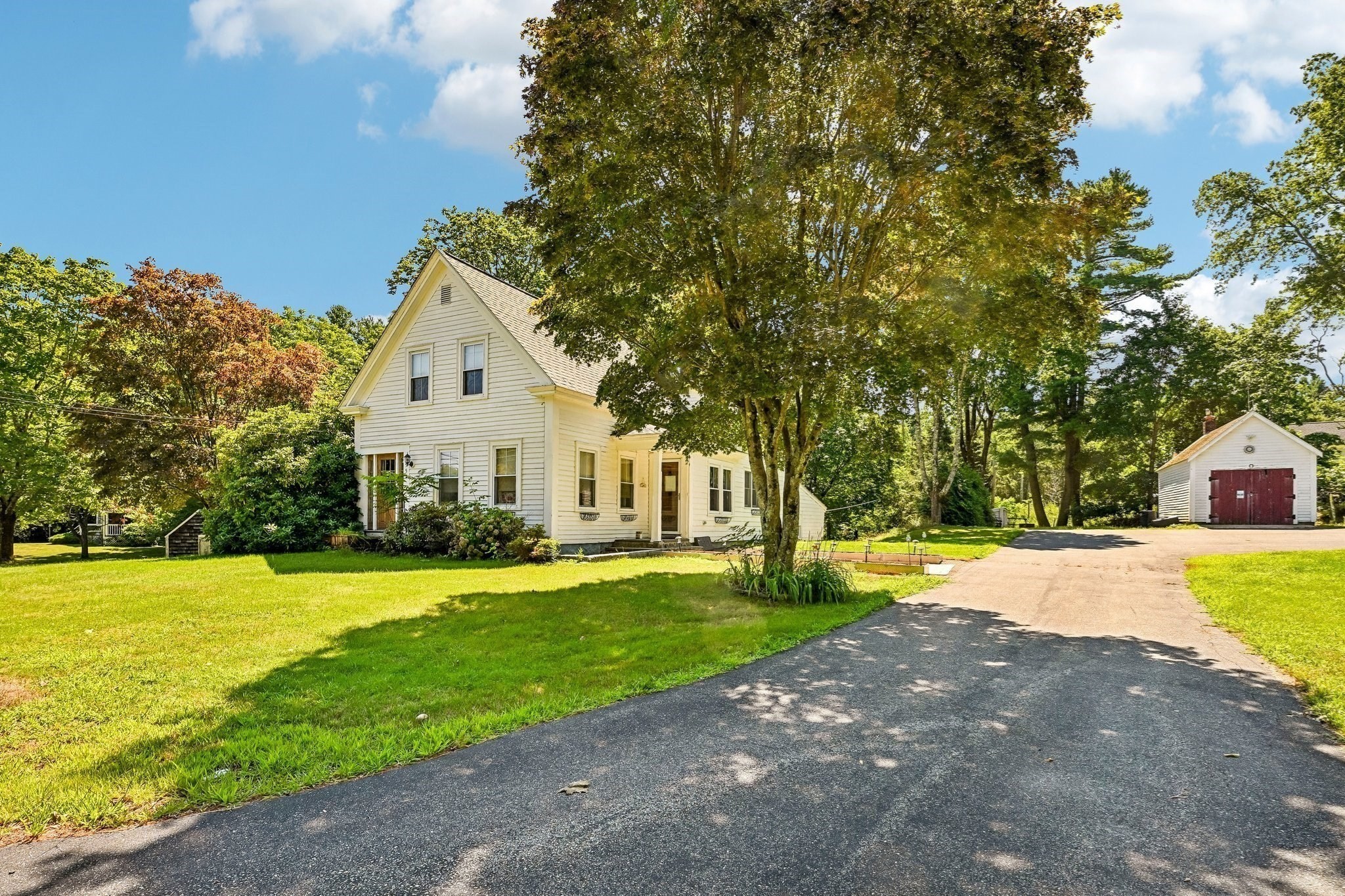 552 Plain St, Stoughton, MA 02072