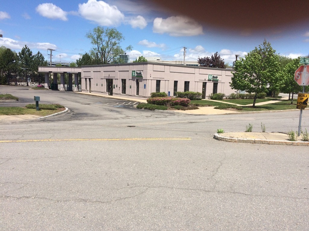 305 2nd Avenue Unit 1, Waltham, MA 02452 - Image 2