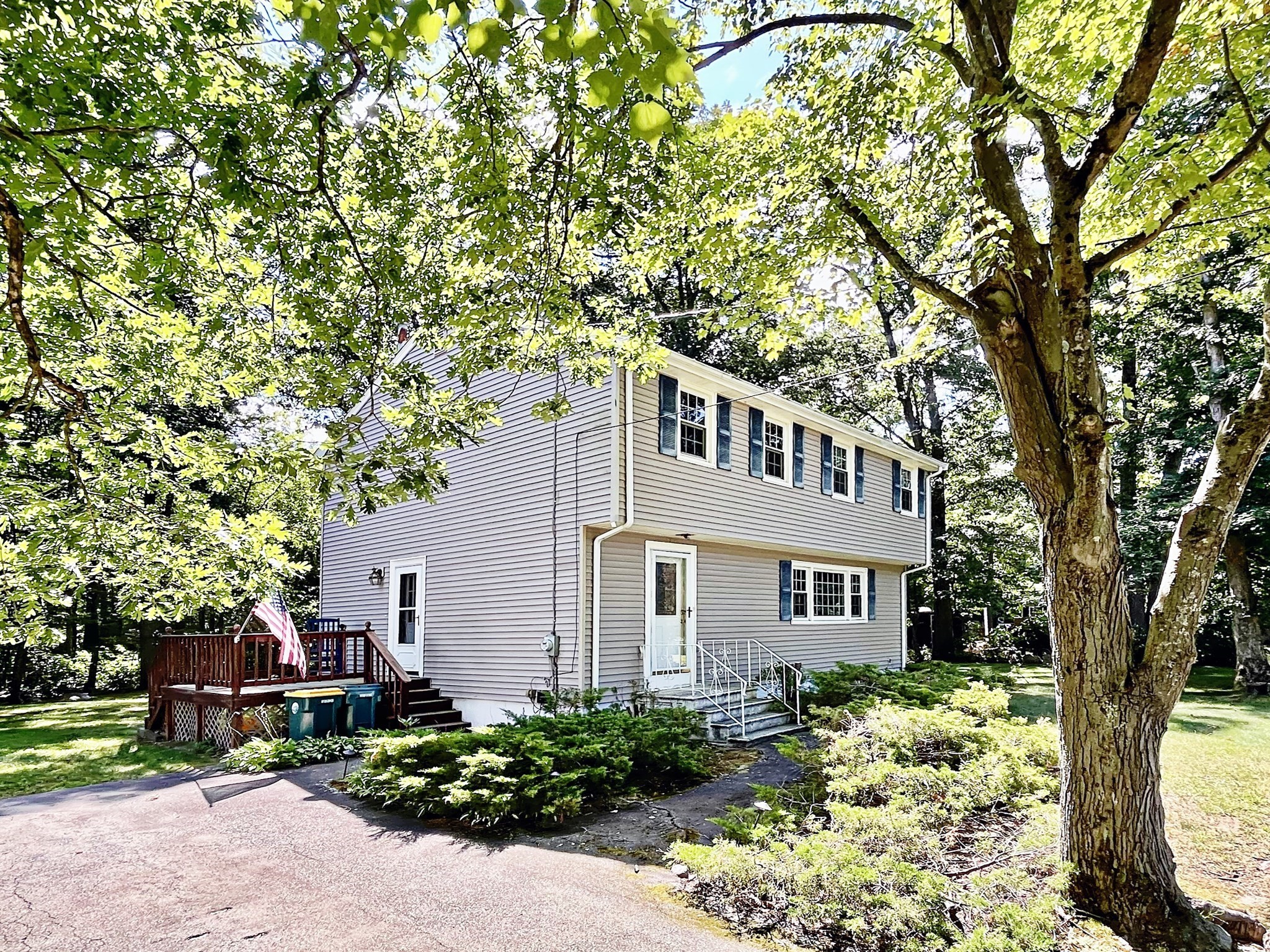 137 Catherine Dr, Abington, MA 02351