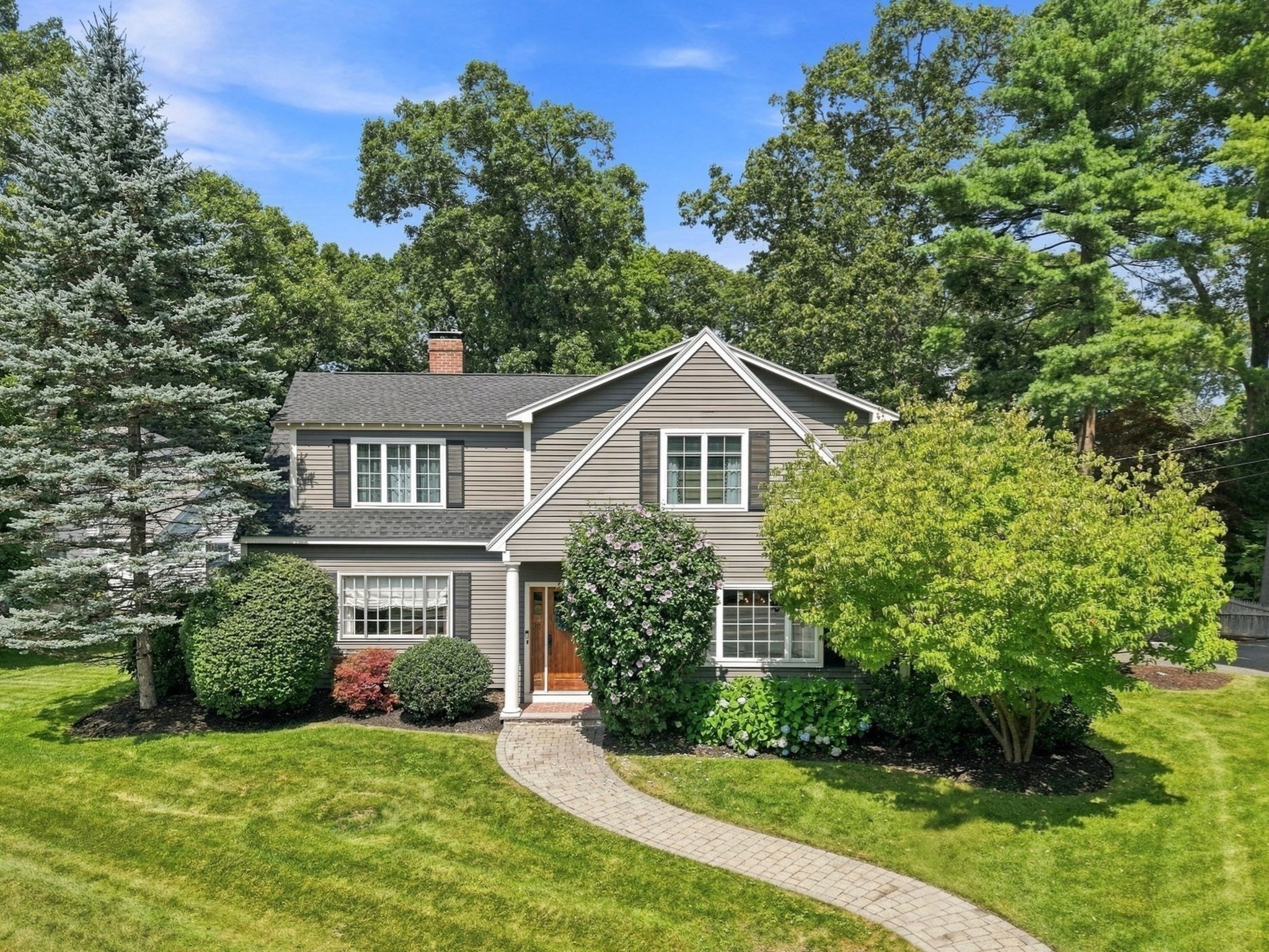 62 Walnut Road, Hamilton, MA 01982