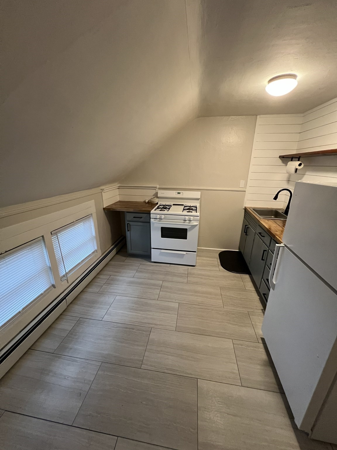 104 Grove Street, Fall River, MA 02720 - Image 10