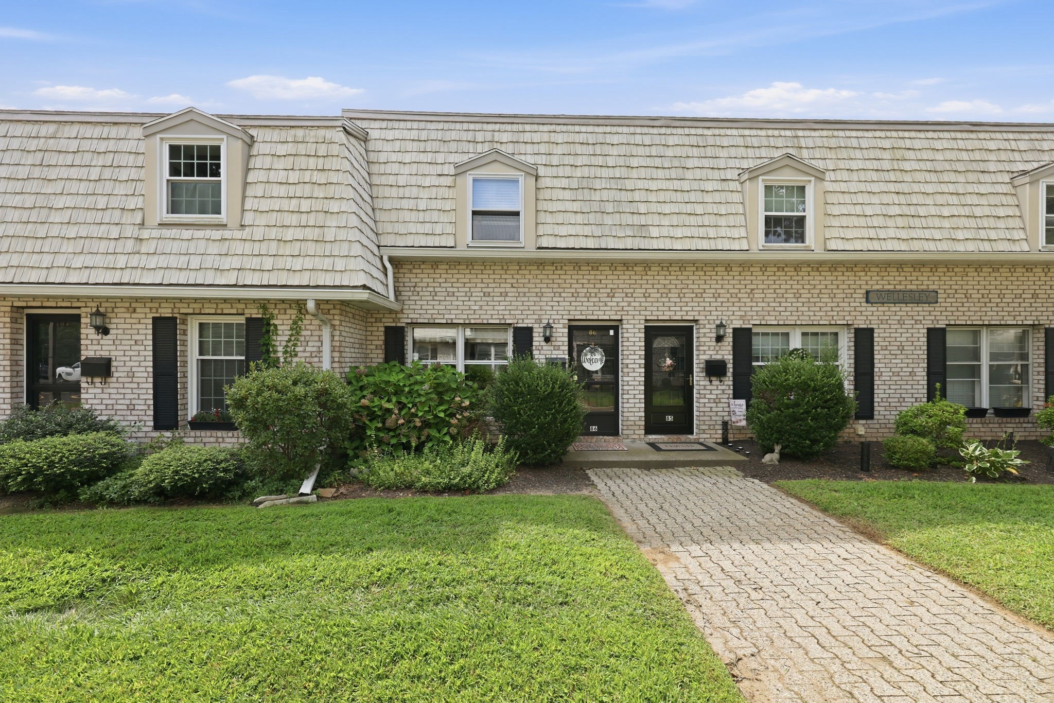 86 Corey Colonial Unit 86, Agawam, MA 01001