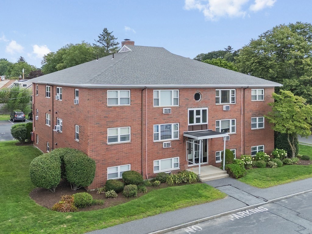 40 Whitman Road Unit B-2, Waltham, MA 02453