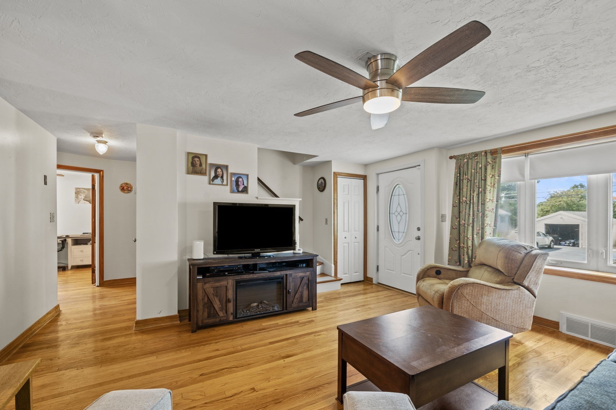 14 Richard Cir, Woburn, MA 01801 - Image 11