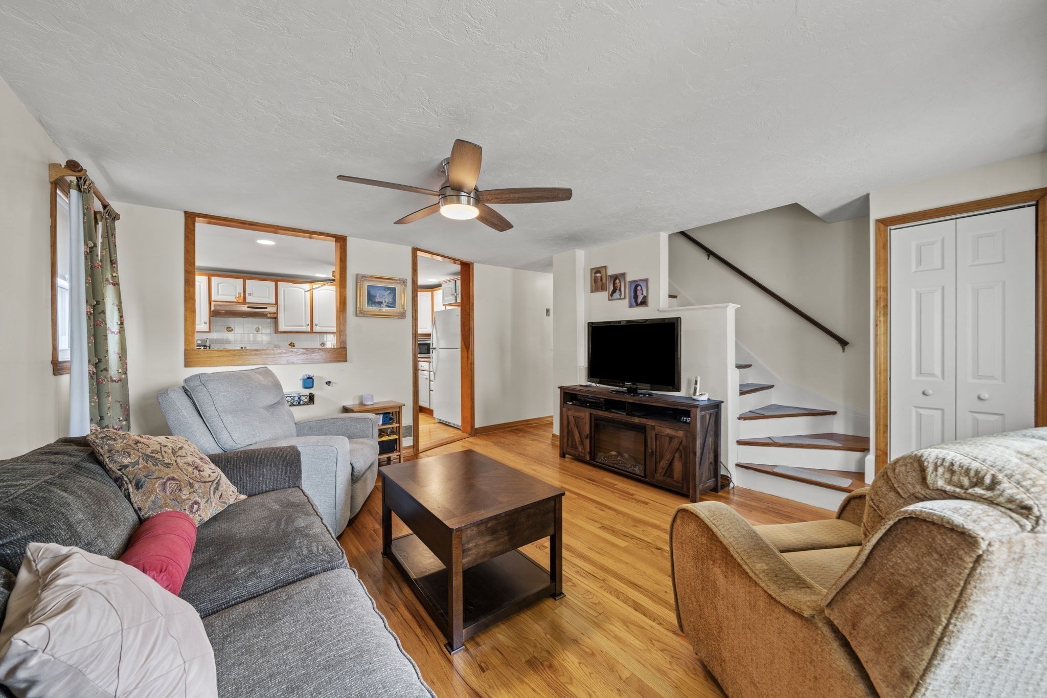 14 Richard Cir, Woburn, MA 01801 - Image 12