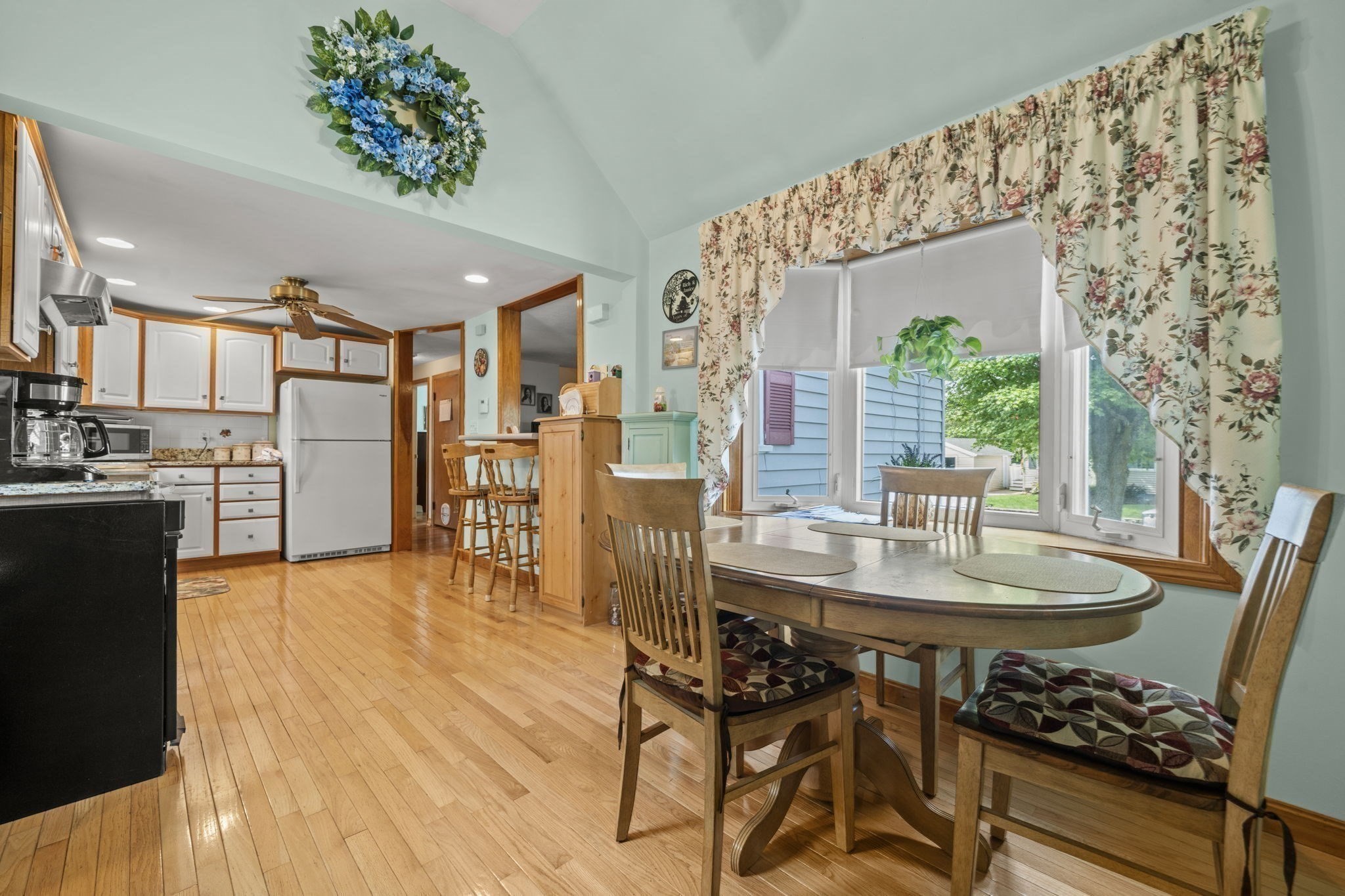14 Richard Cir, Woburn, MA 01801 - Image 13