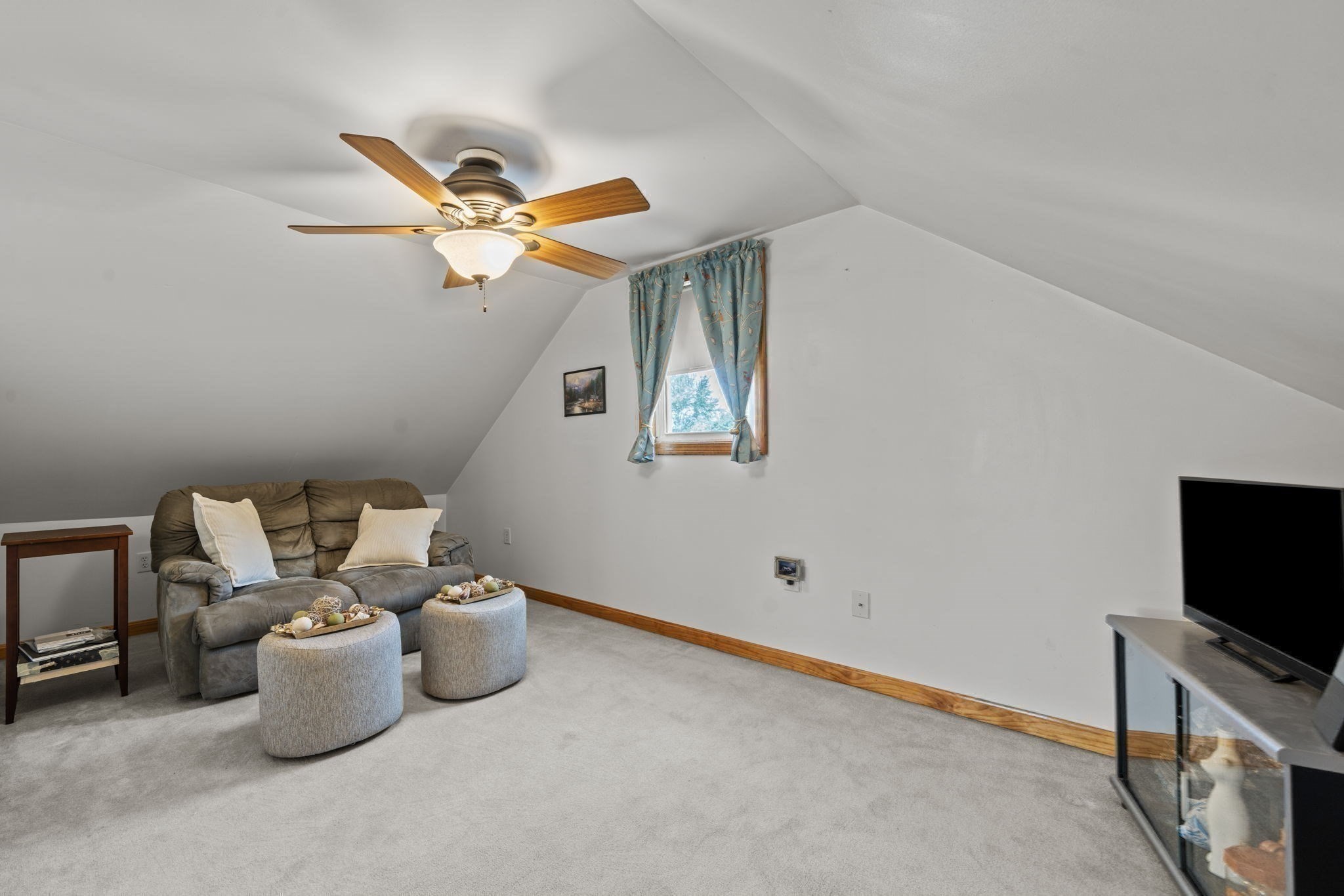 14 Richard Cir, Woburn, MA 01801 - Image 31