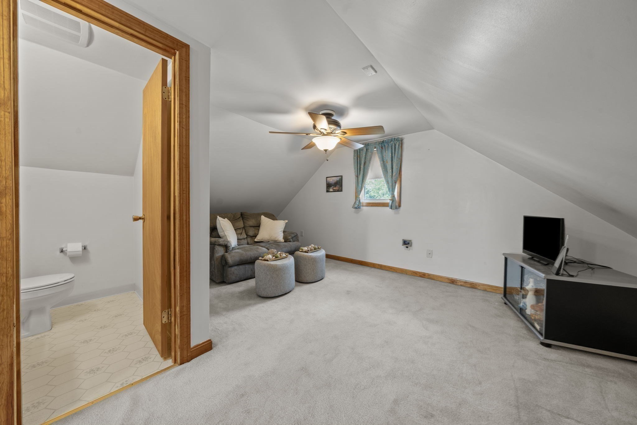 14 Richard Cir, Woburn, MA 01801 - Image 33