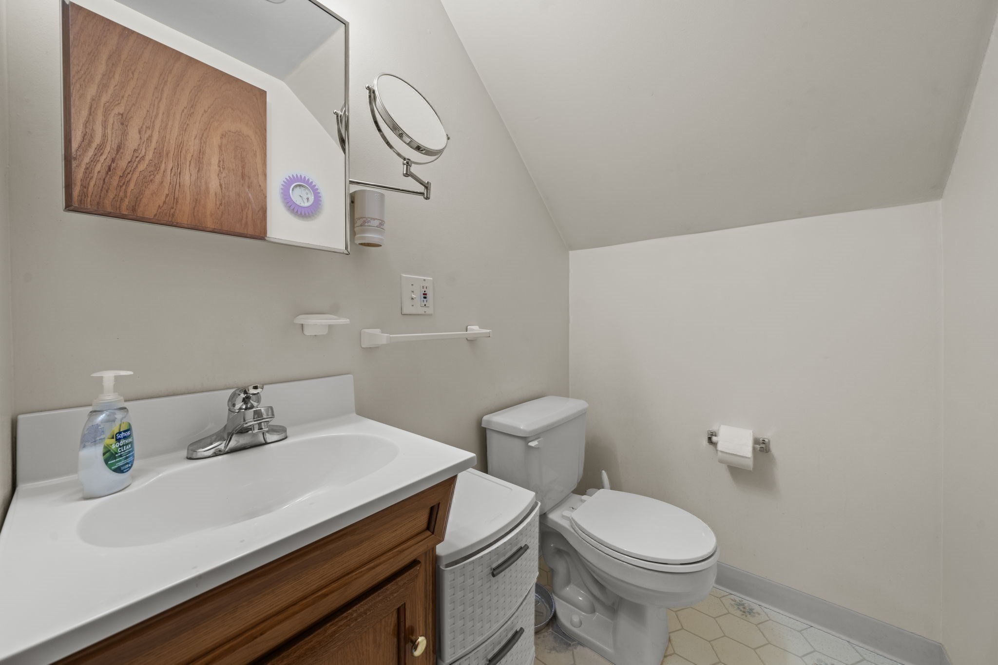 14 Richard Cir, Woburn, MA 01801 - Image 34