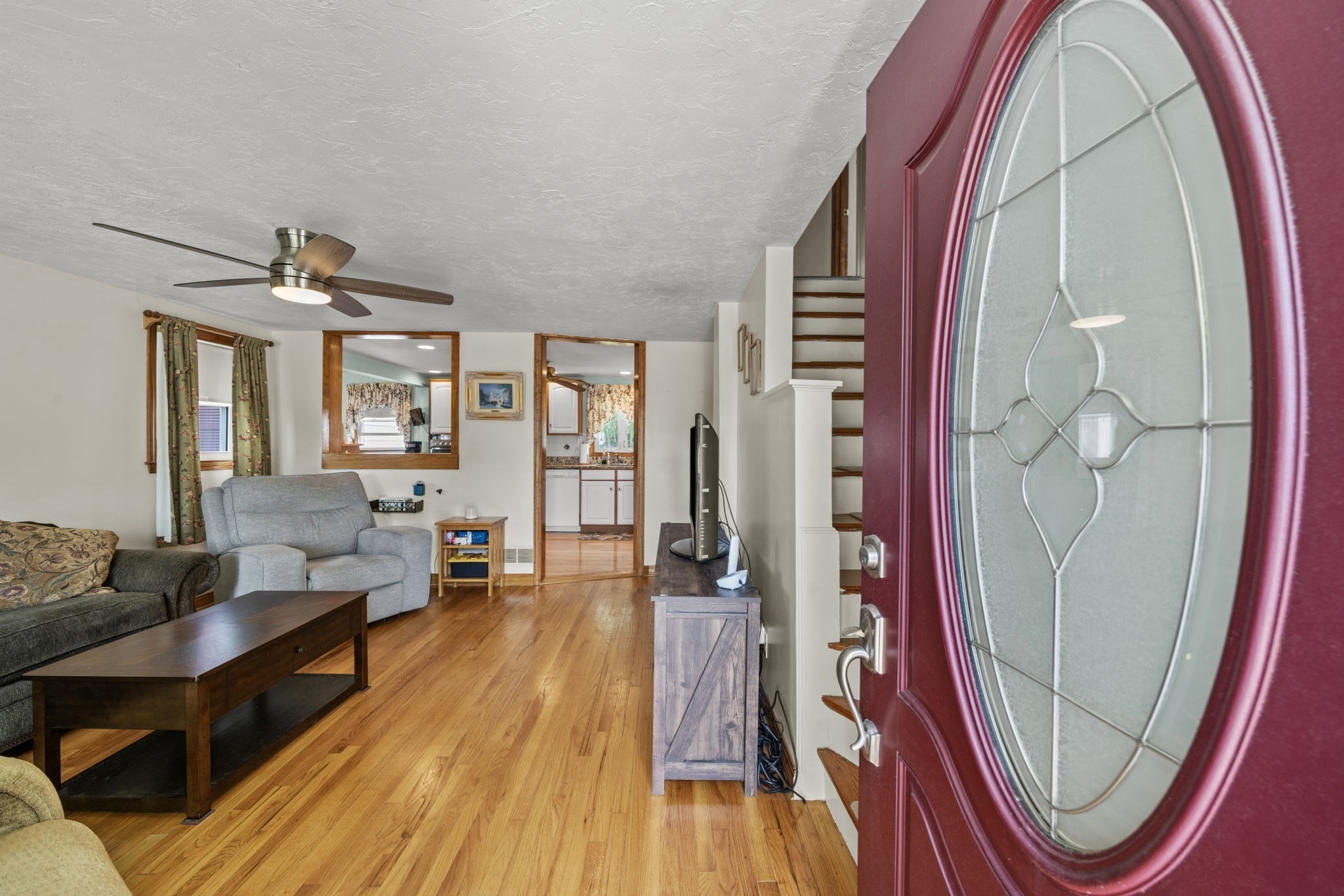 14 Richard Cir, Woburn, MA 01801 - Image 8