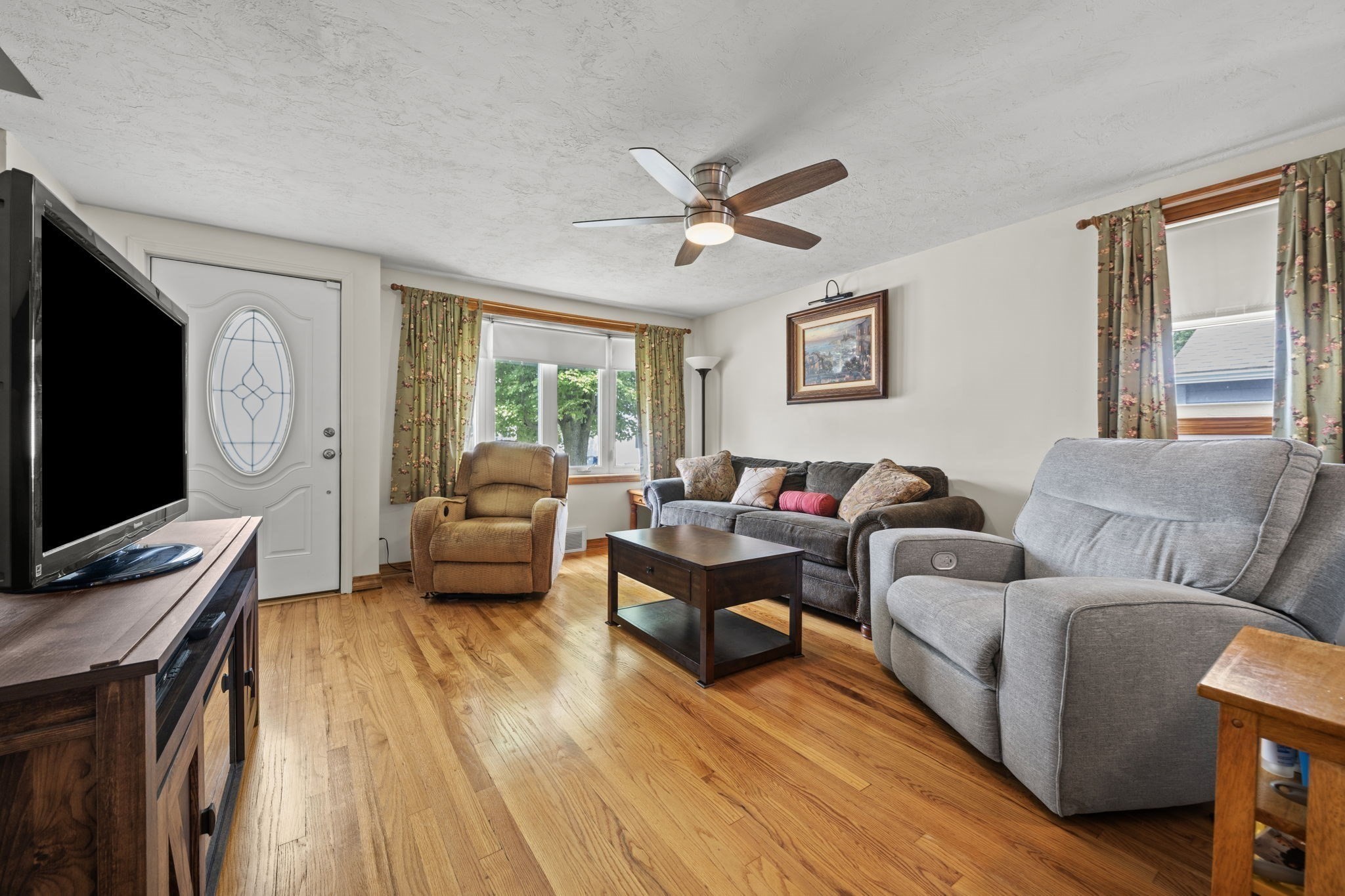 14 Richard Cir, Woburn, MA 01801 - Image 9