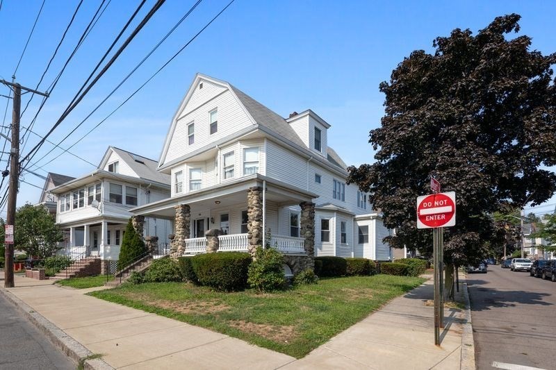 109 Bucknam St, Everett, MA 02149 - Image 2