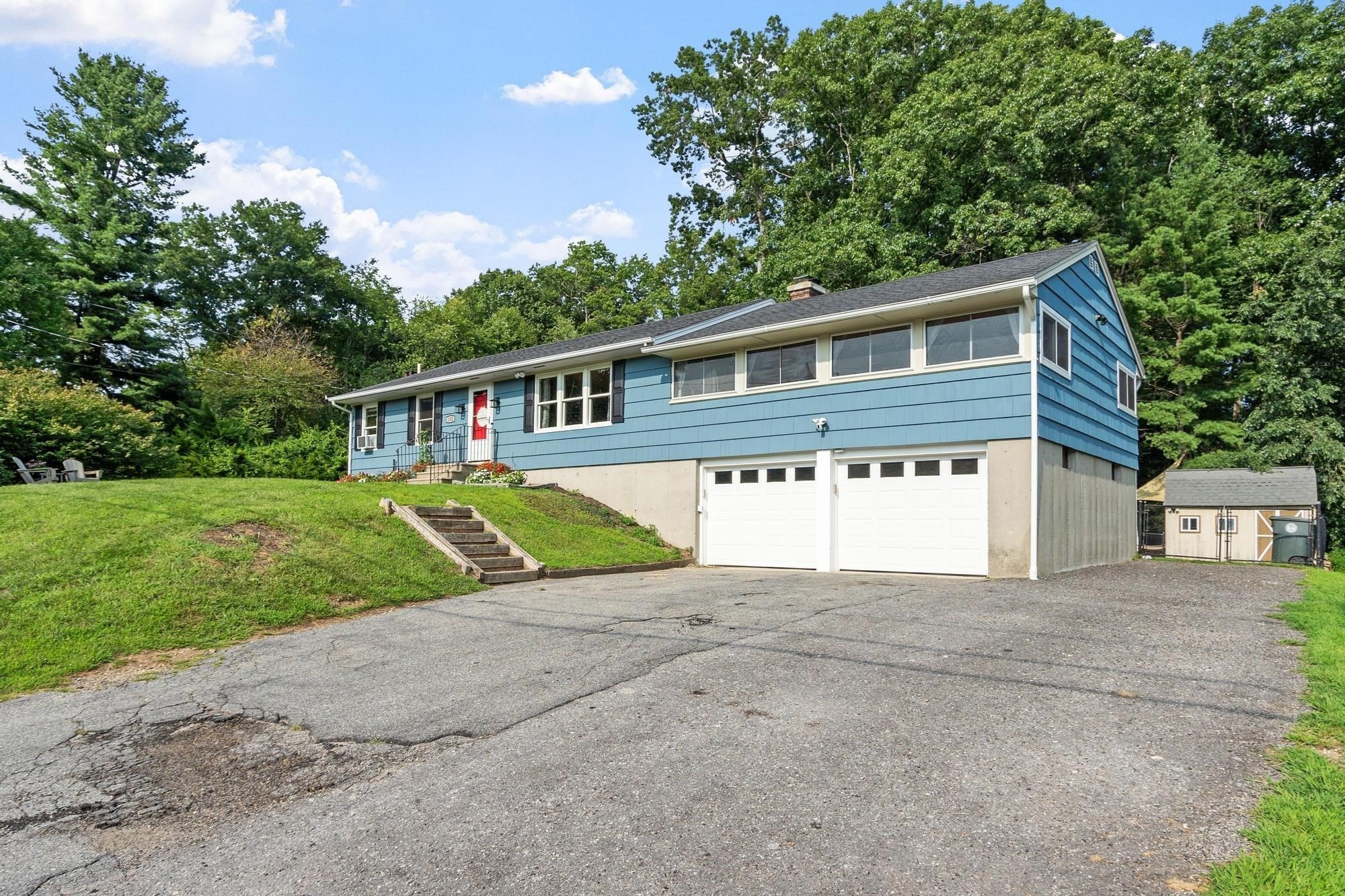 132 Main St., Holden, MA 01520