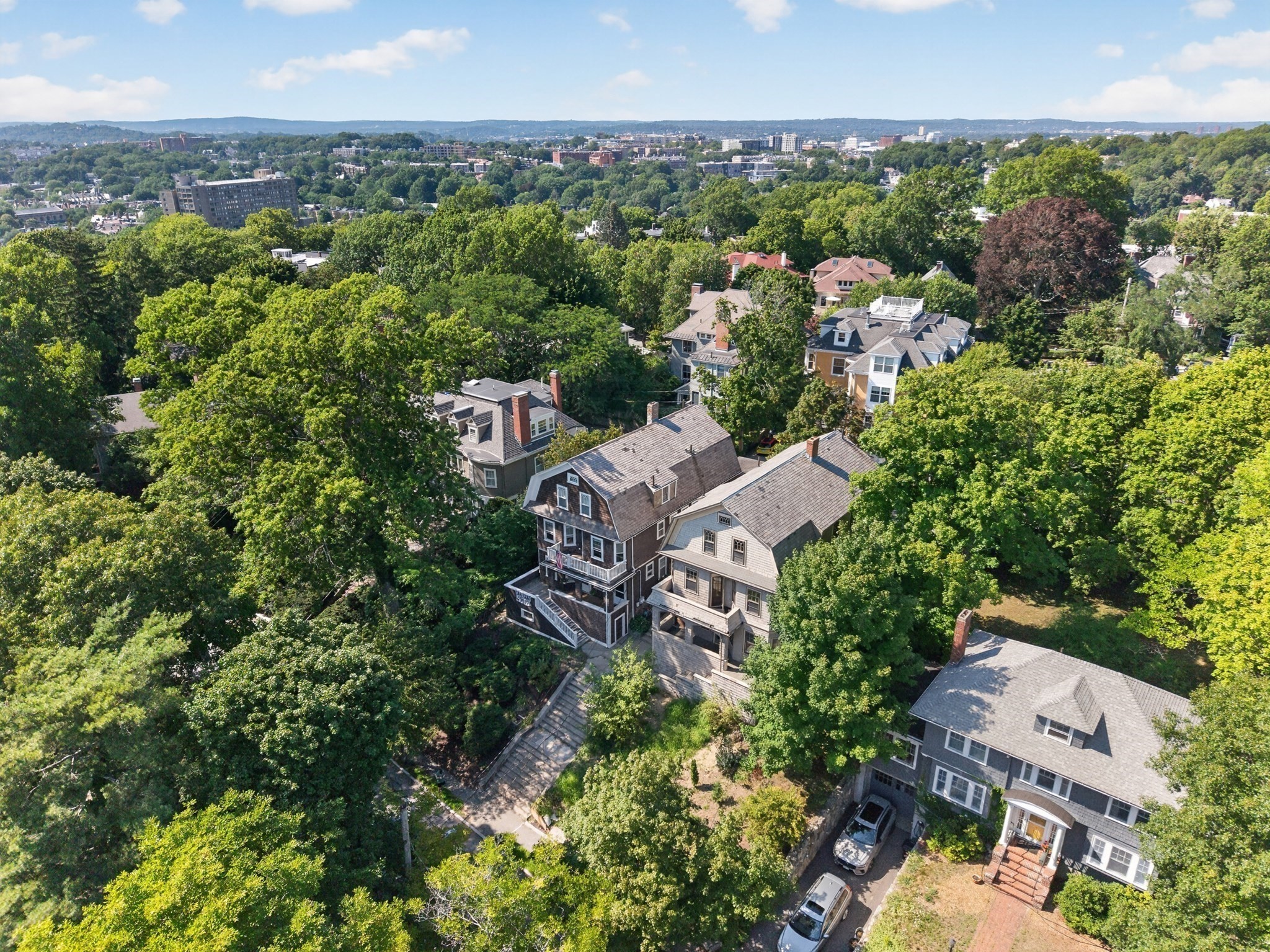 103 Colbourne Crescent, Brookline, MA 02445 - Image 2