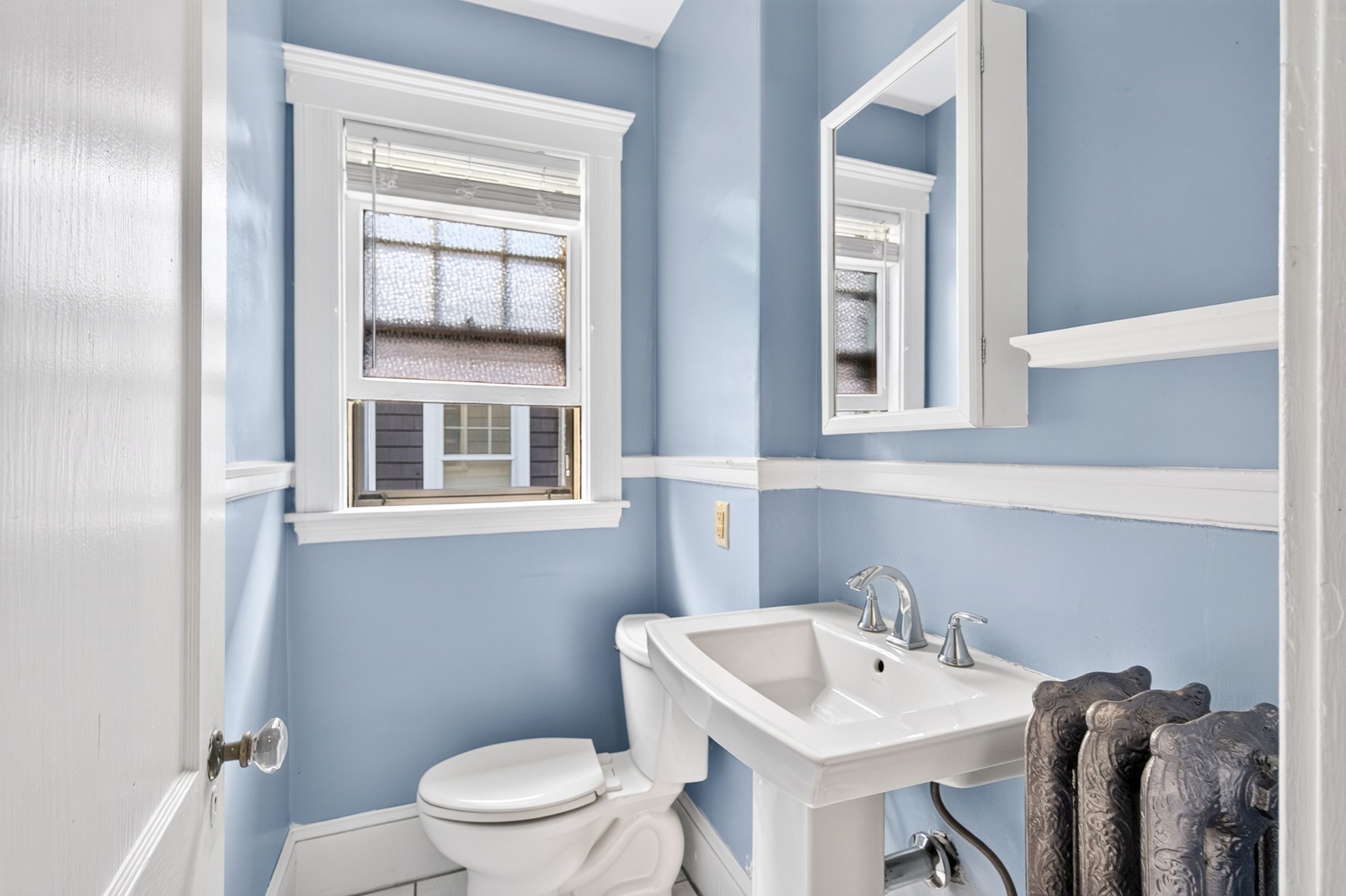 103 Colbourne Crescent, Brookline, MA 02445 - Image 15
