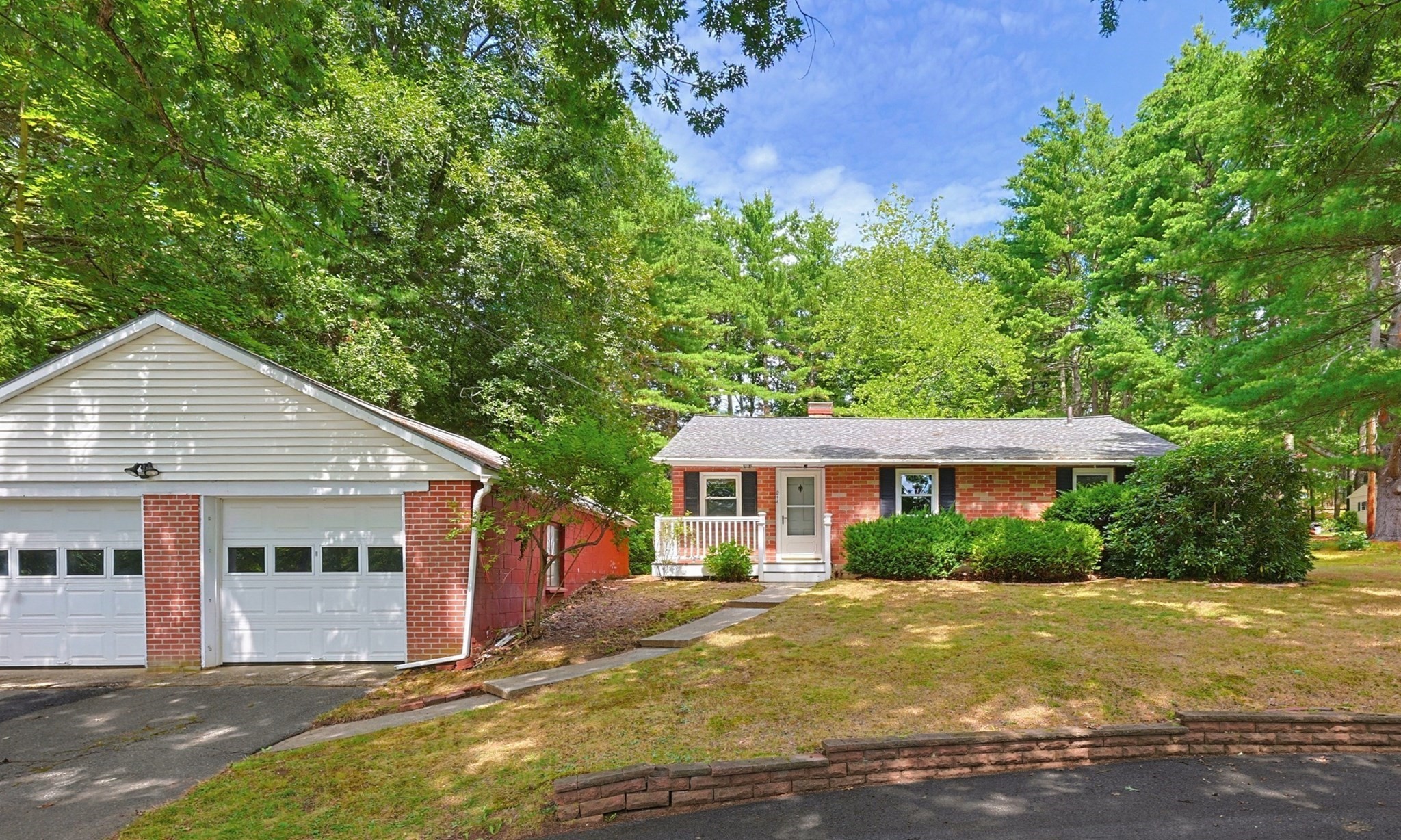 214 School Street, Acton, MA 01720