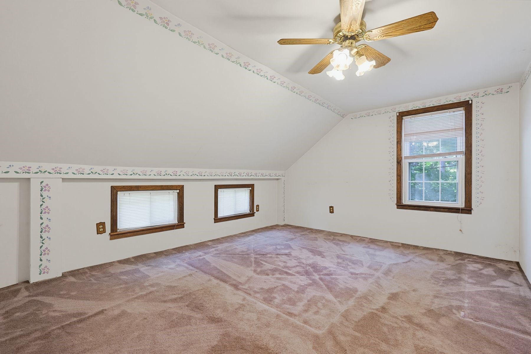 525 Clark St, Gardner, MA 01440 - Image 19