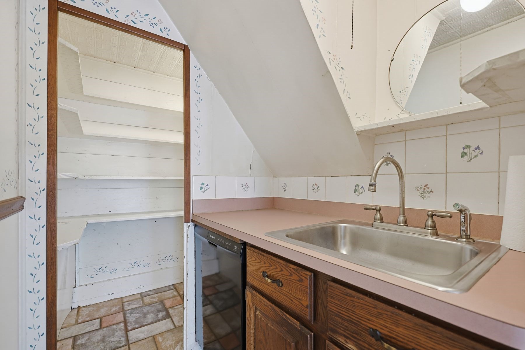 525 Clark St, Gardner, MA 01440 - Image 9