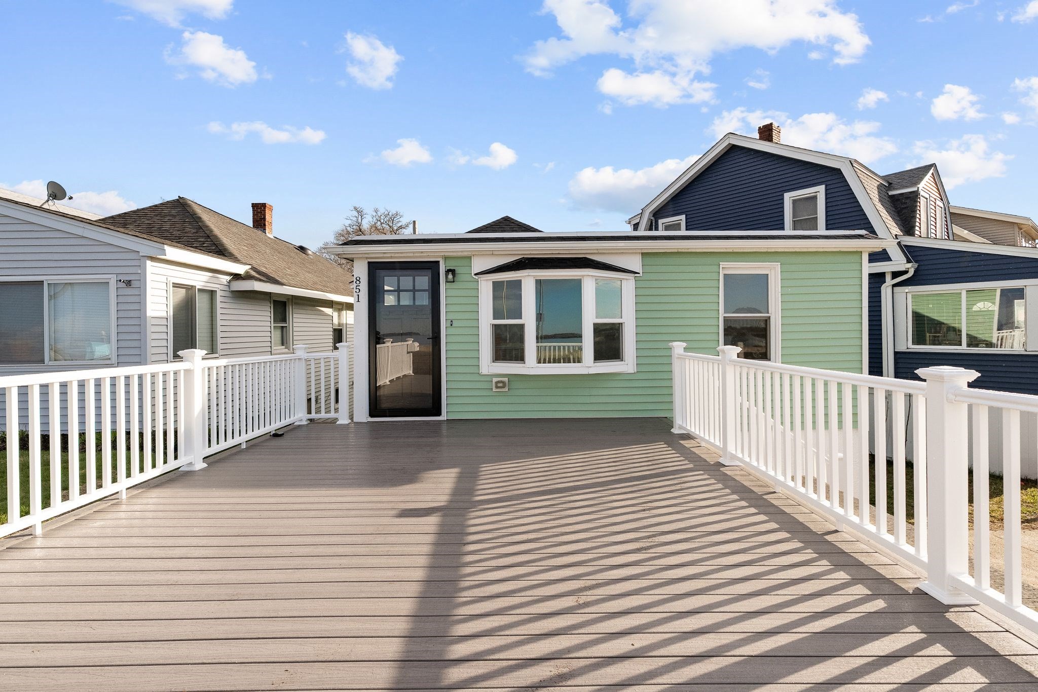 851 Quincy Shore Dr, Quincy, MA 02170