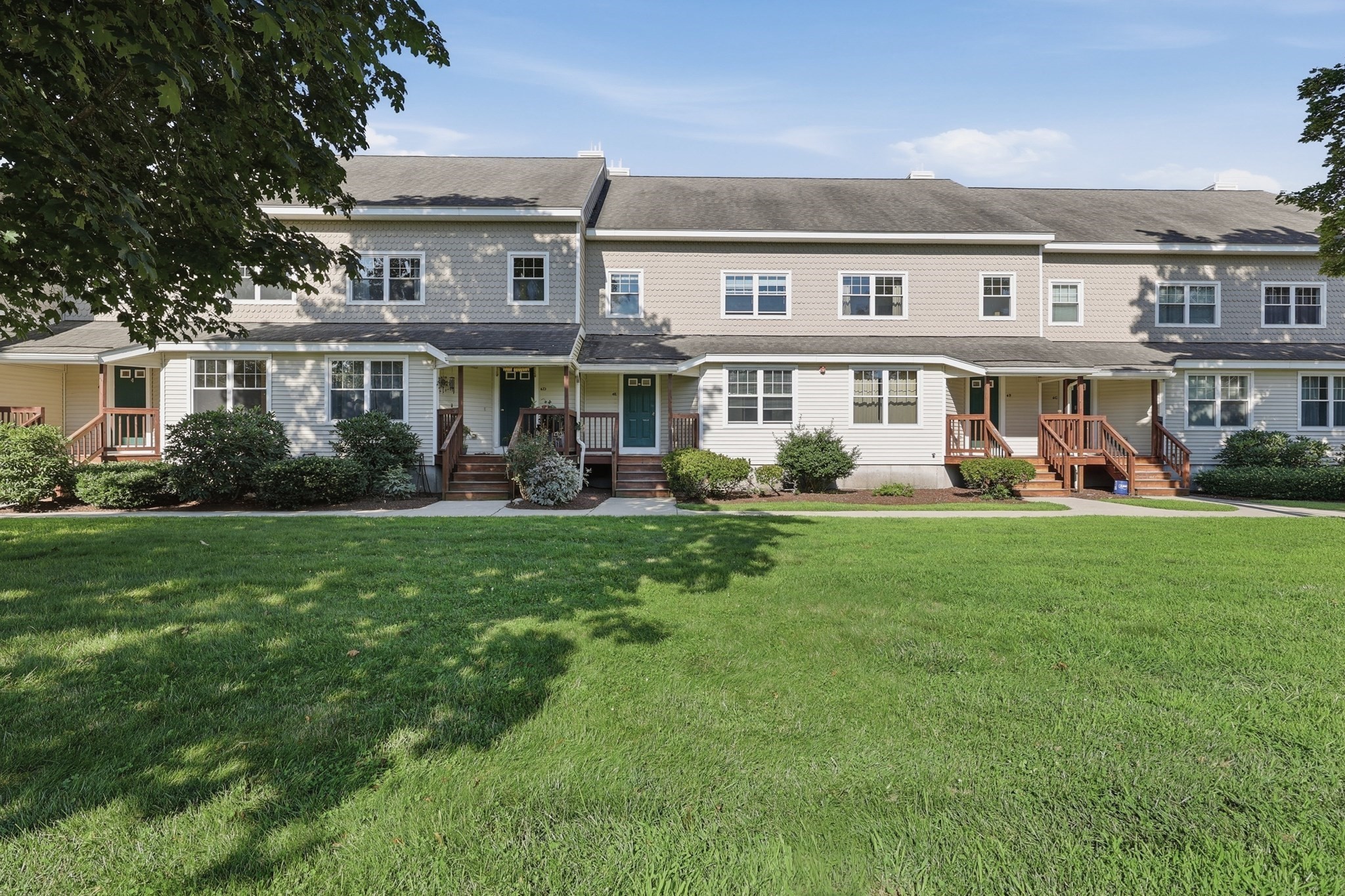 6 Mayberry Drive Unit E, Westborough, MA 01581