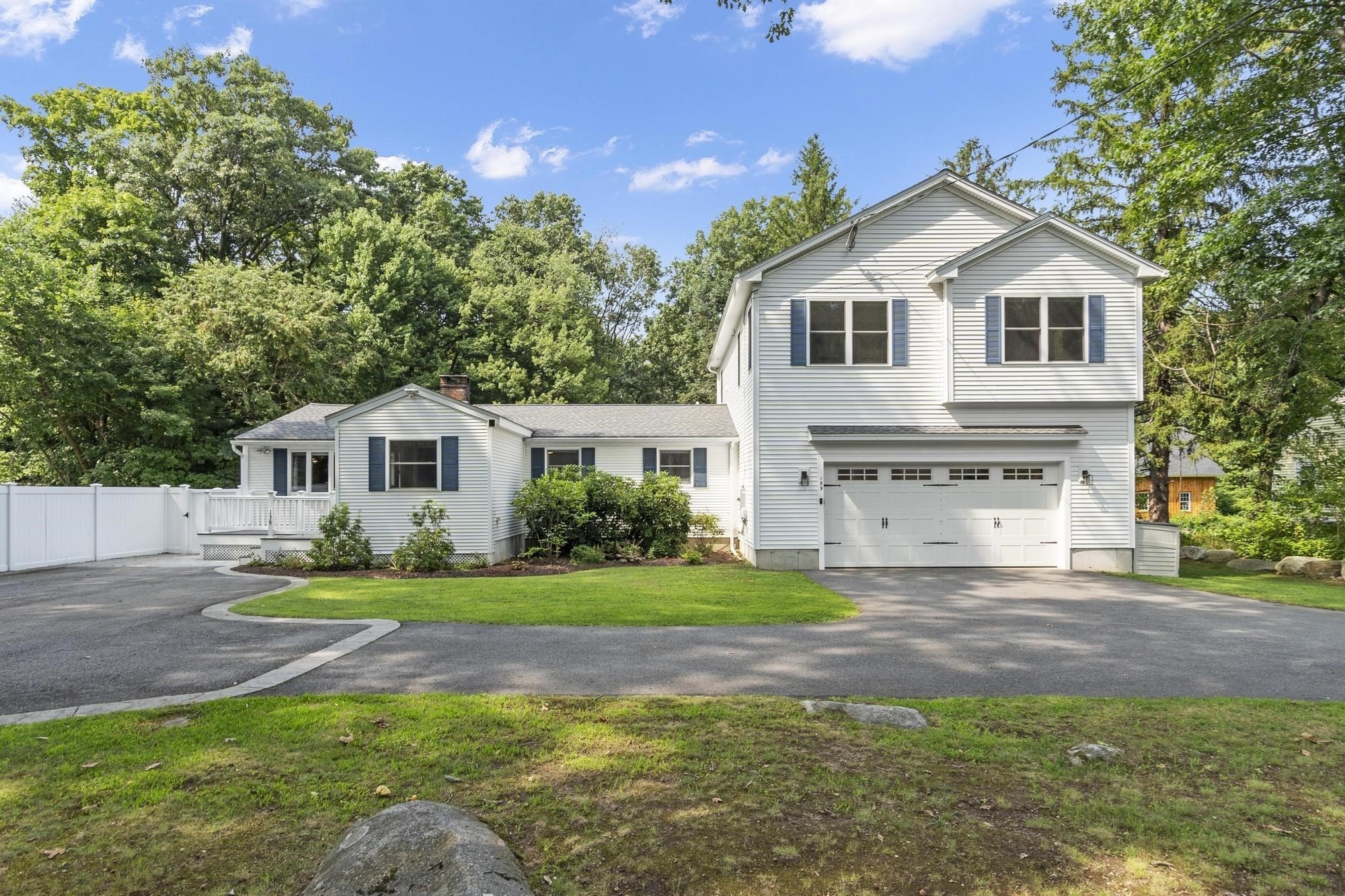 139 Harvard Rd, Littleton, MA 01460