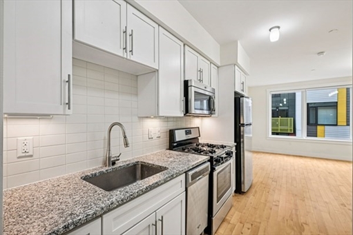 603 Concord, Apt 208