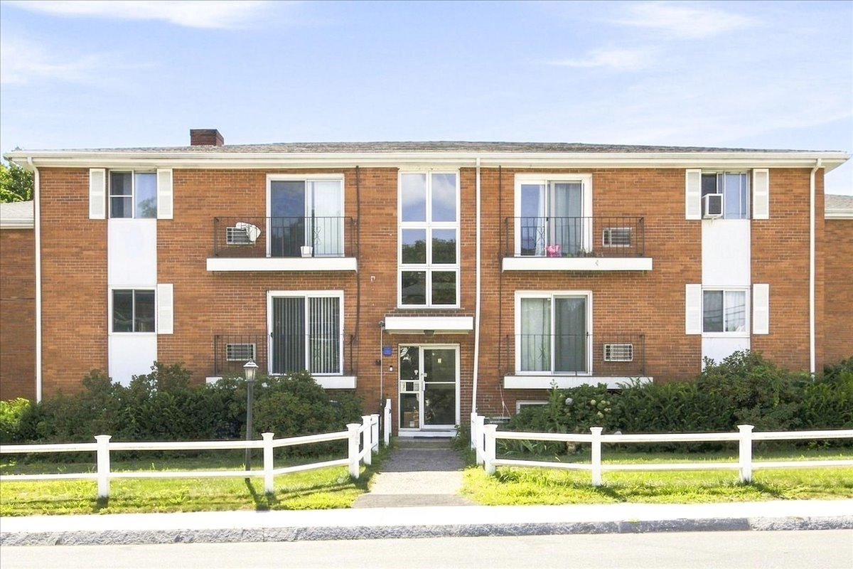 7 Endicott Street Unit 3, Norwood, MA 02062