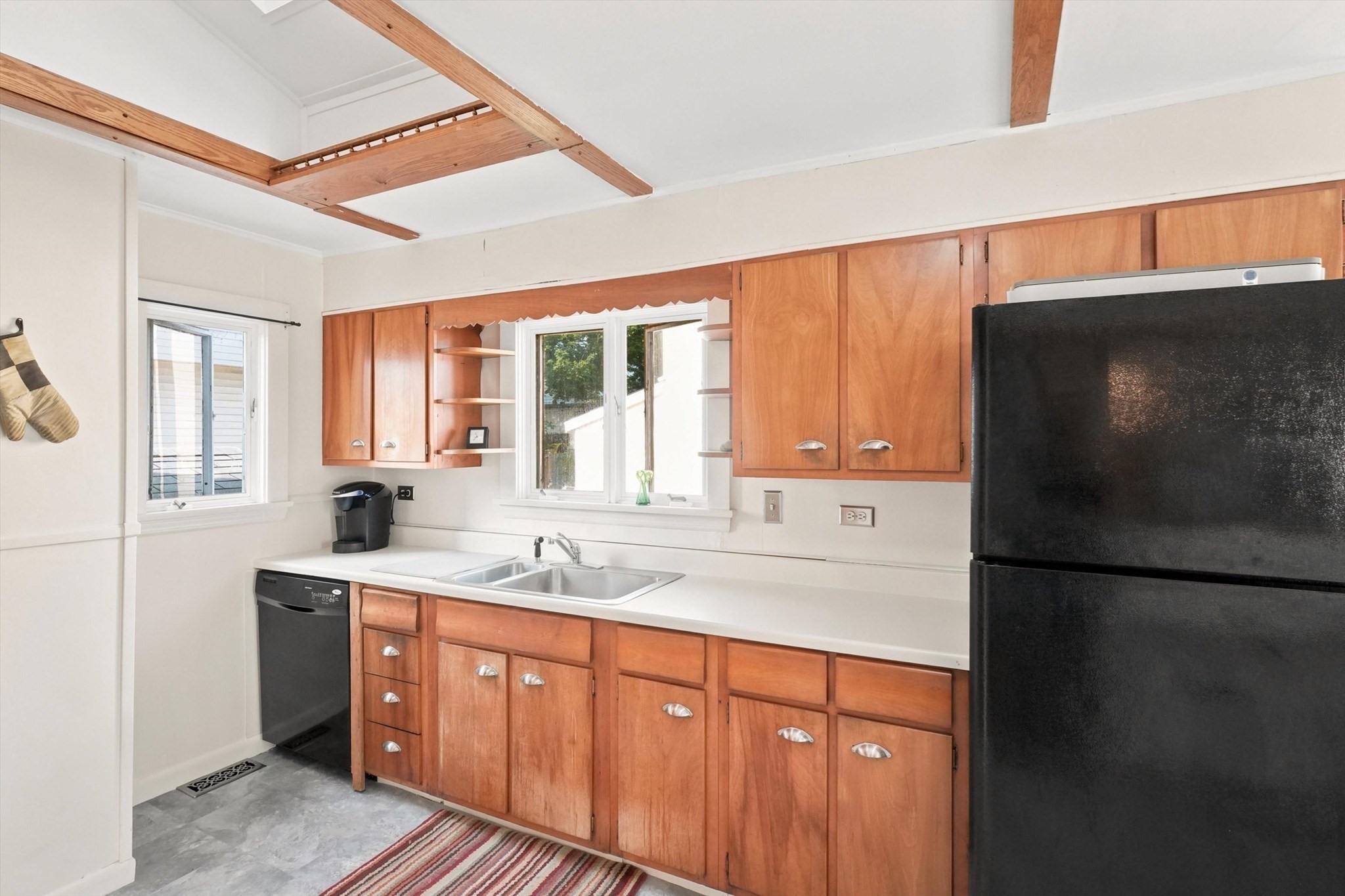 8 Sylvan Street, Gloucester, MA 01930 - Image 12