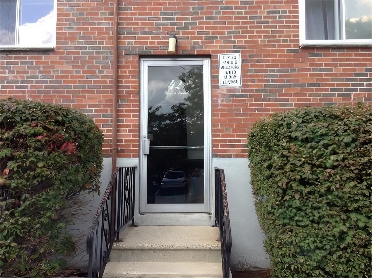 42 Bryon Rd Unit 1, West Roxbury, Boston, MA 02467
