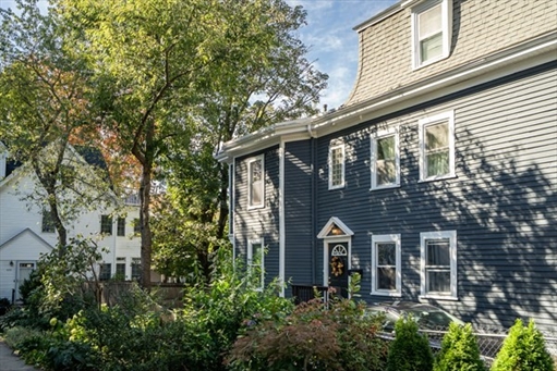 631 Chestnut Hill Ave, Apt 631