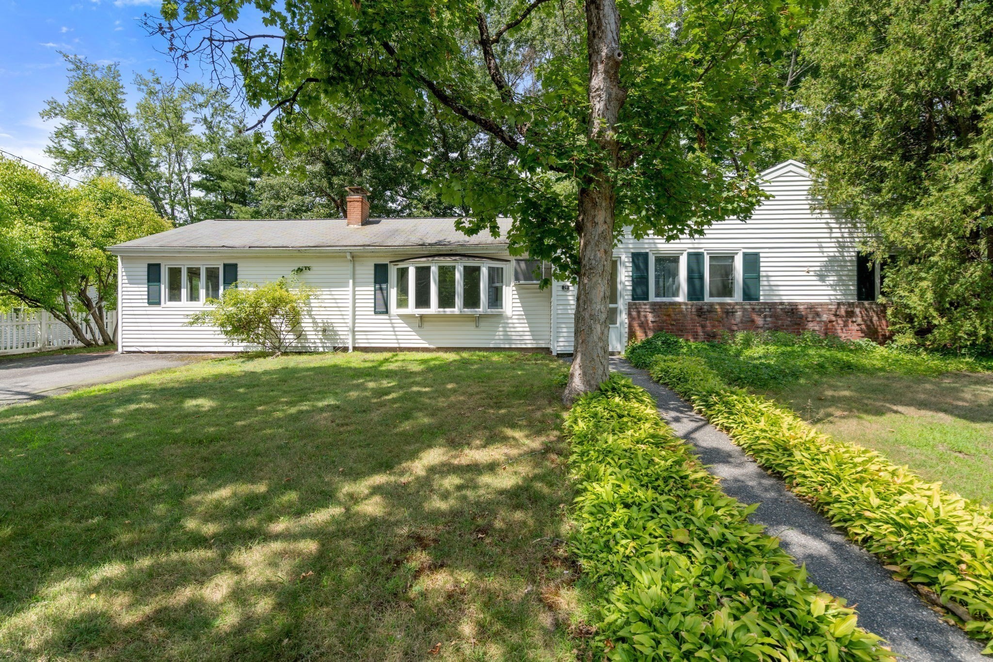 21 Greenleaf Road, Natick, MA 01760