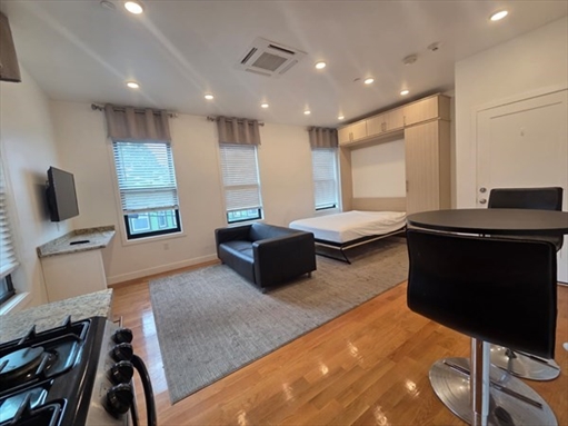 9 Sixth, Apt 9