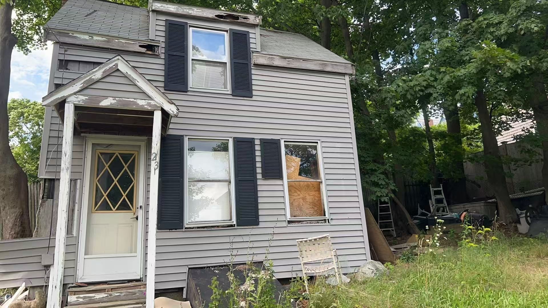 23 Island Ave, Quincy, MA 02169