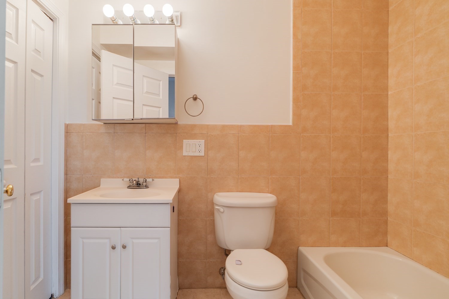 28 Forbes St Unit 1, Jamaica Plain, Boston, MA 02130 - Image 12