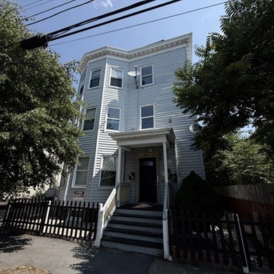 28 Minot St, Apt 3