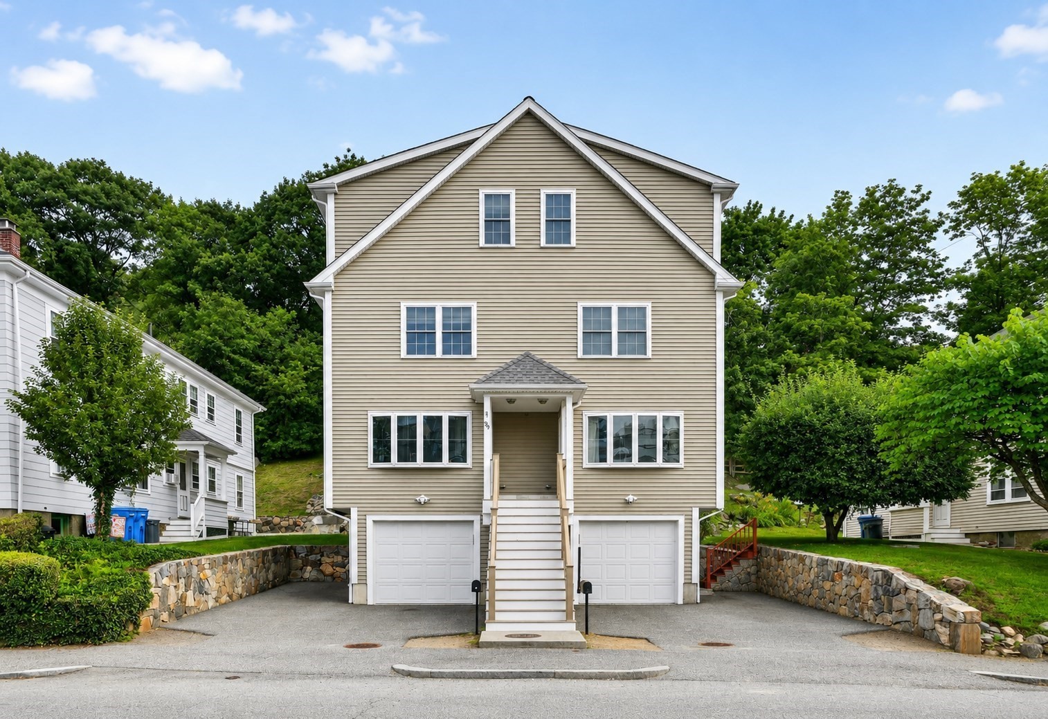 89 Overland Rd Unit 2, Waltham, MA 02451