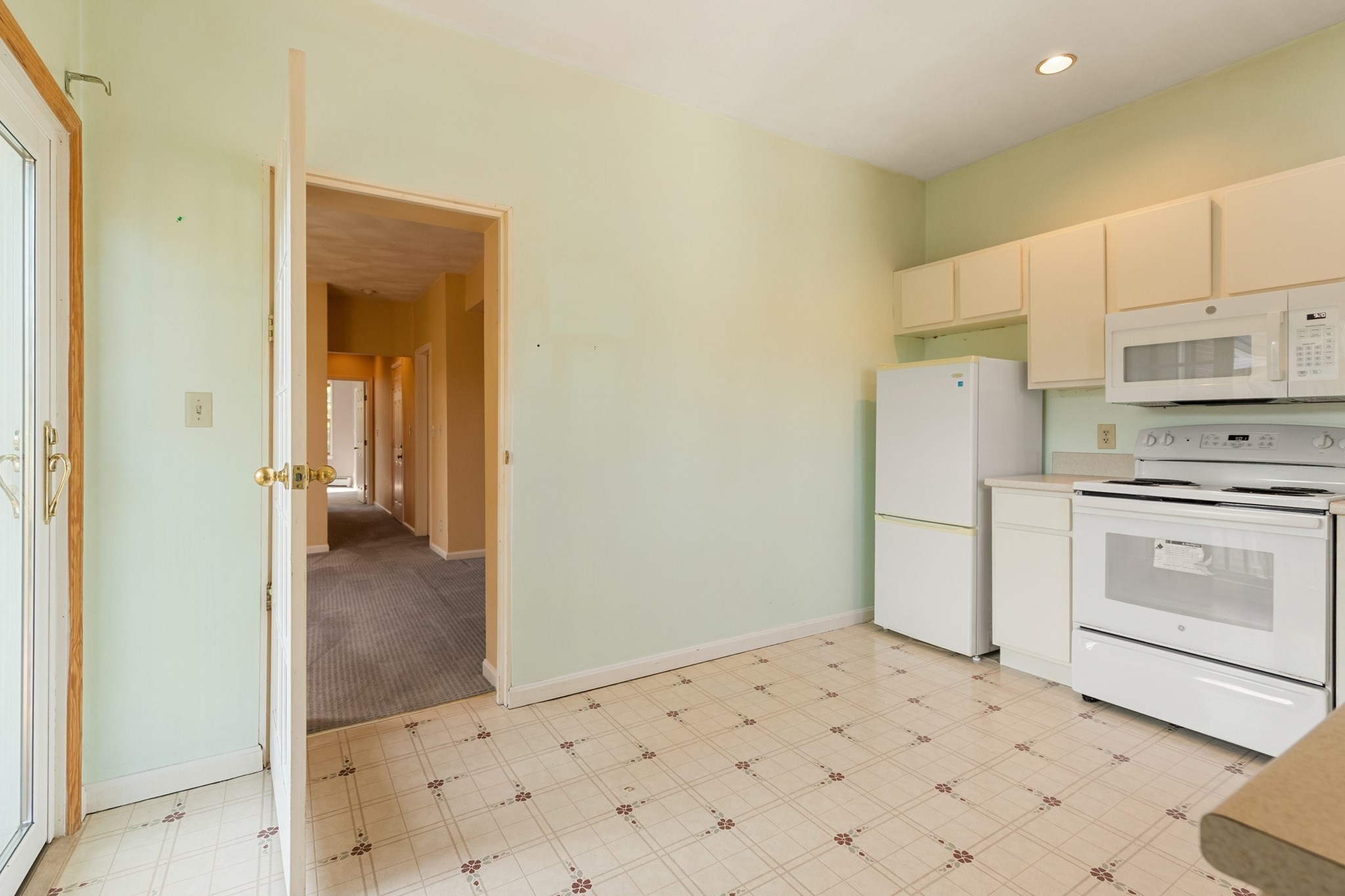 42 Broad St Unit 3, Salem, MA 01970 - Image 14