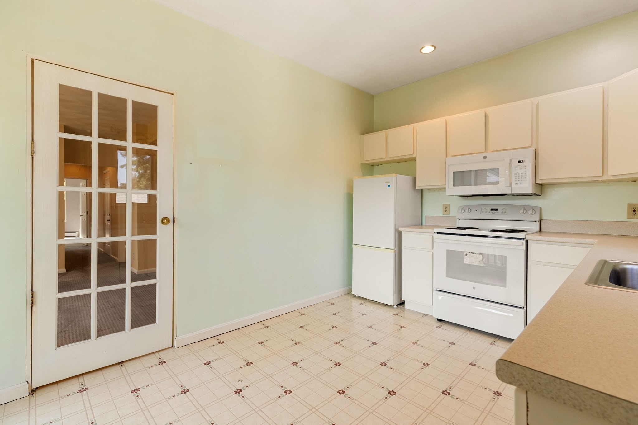 42 Broad St Unit 3, Salem, MA 01970 - Image 15