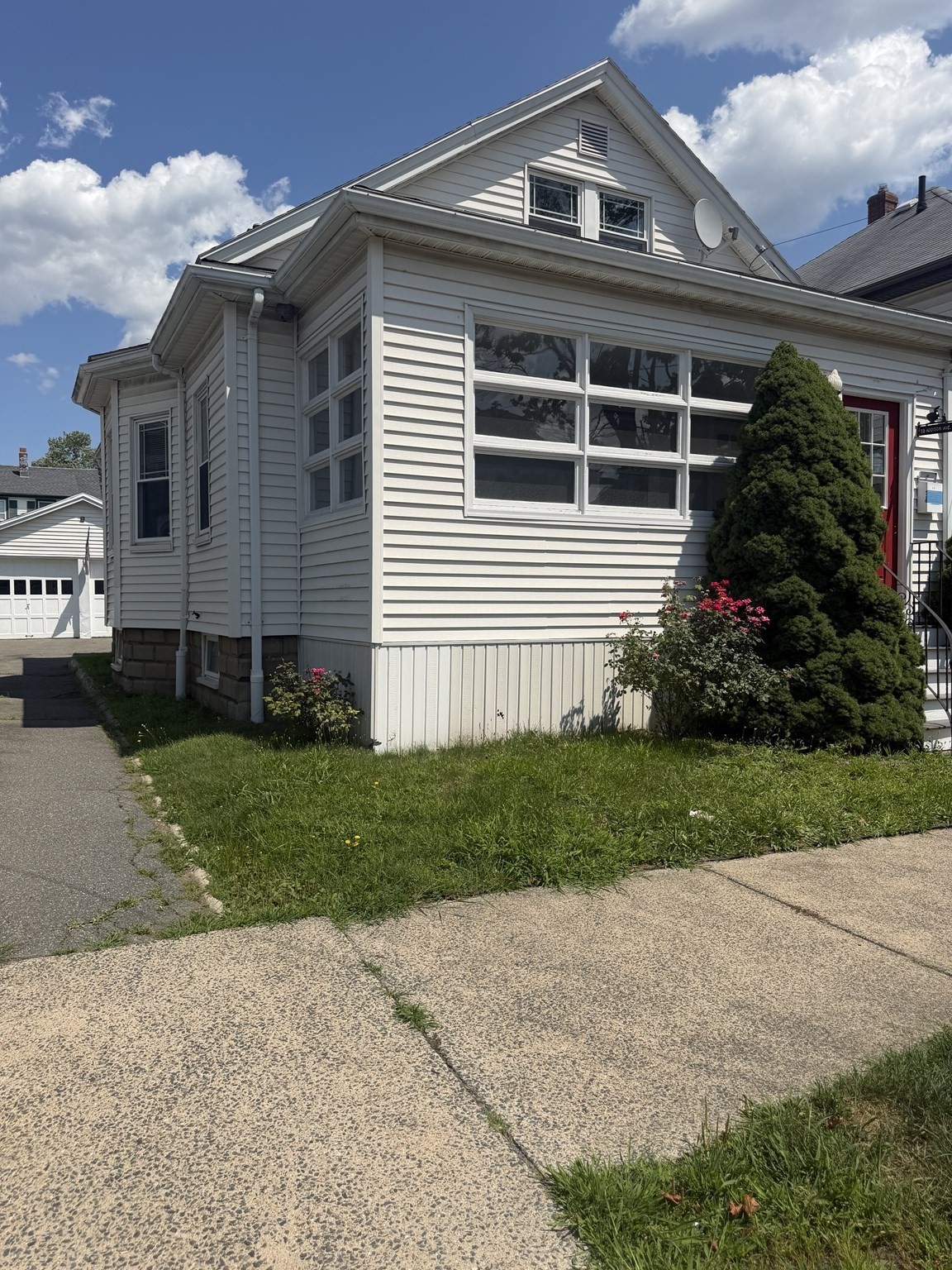 55 Addison Ave, Lynn, MA 01902