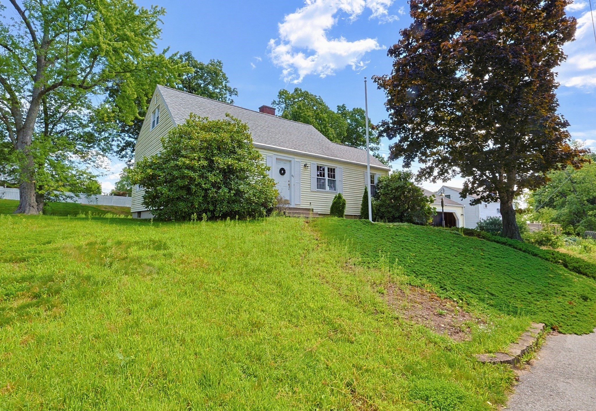 69 Ridge Road, Marlborough, MA 01752