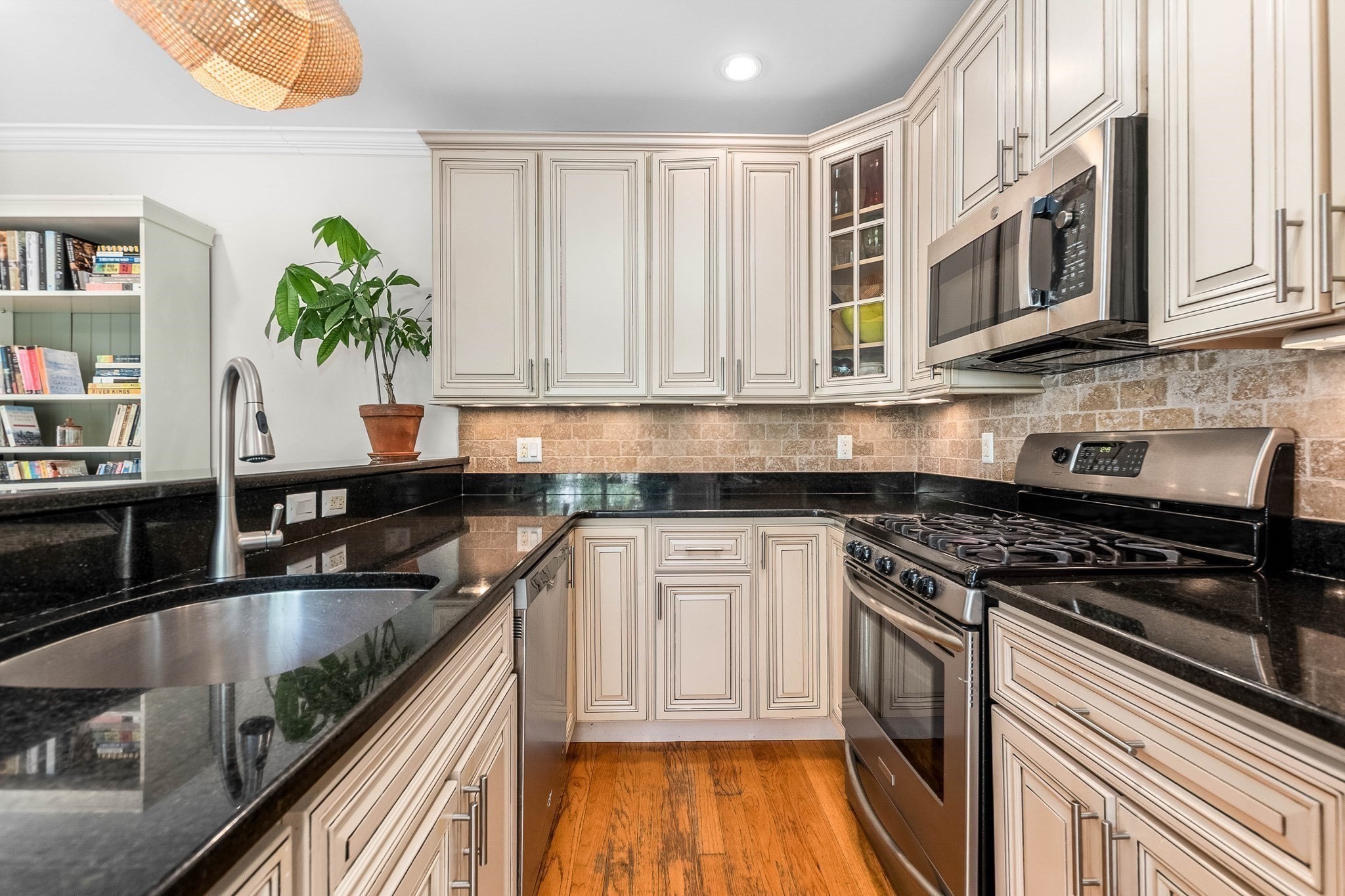 24 Custer St Unit 1, Jamaica Plain, Boston, MA 02130 - Image 8