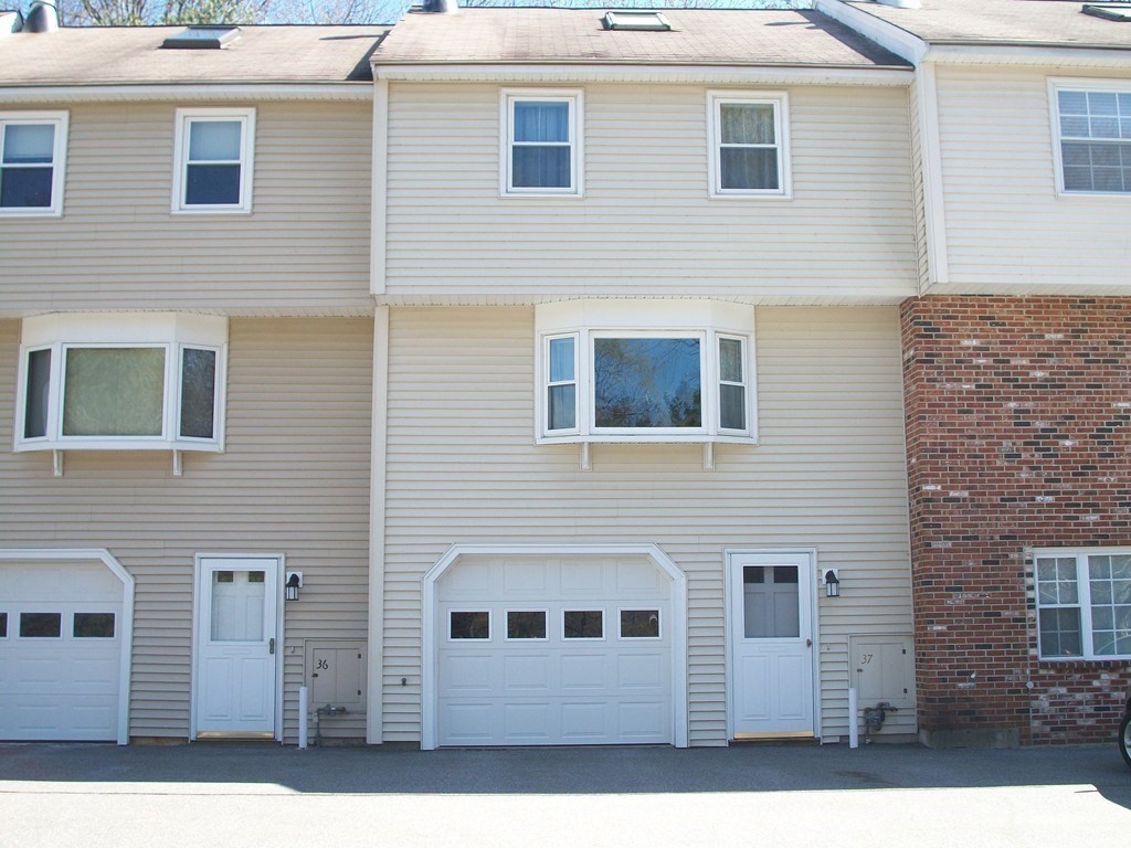 62 Frederick St Unit 37, Dracut, MA 01826