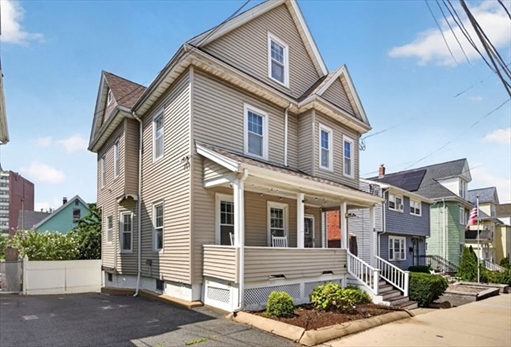 18 Henry St