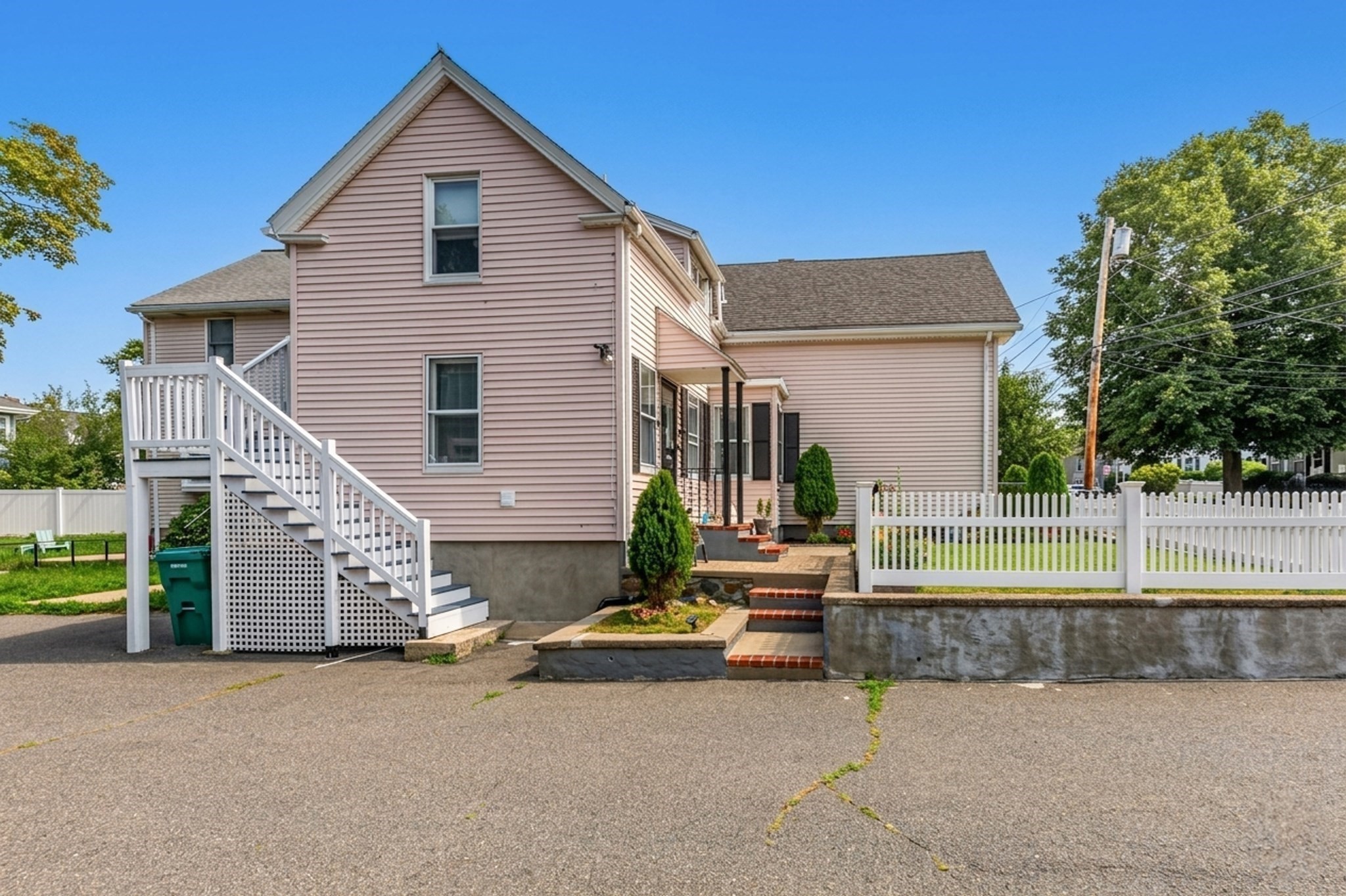9 Lawrence St Unit 1, Woburn, MA 01801 - Image 38