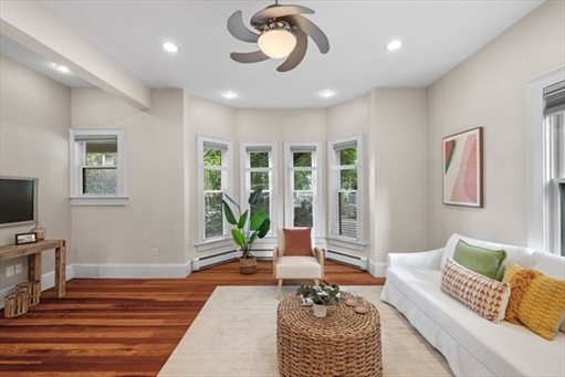21 School St, Apt 1L