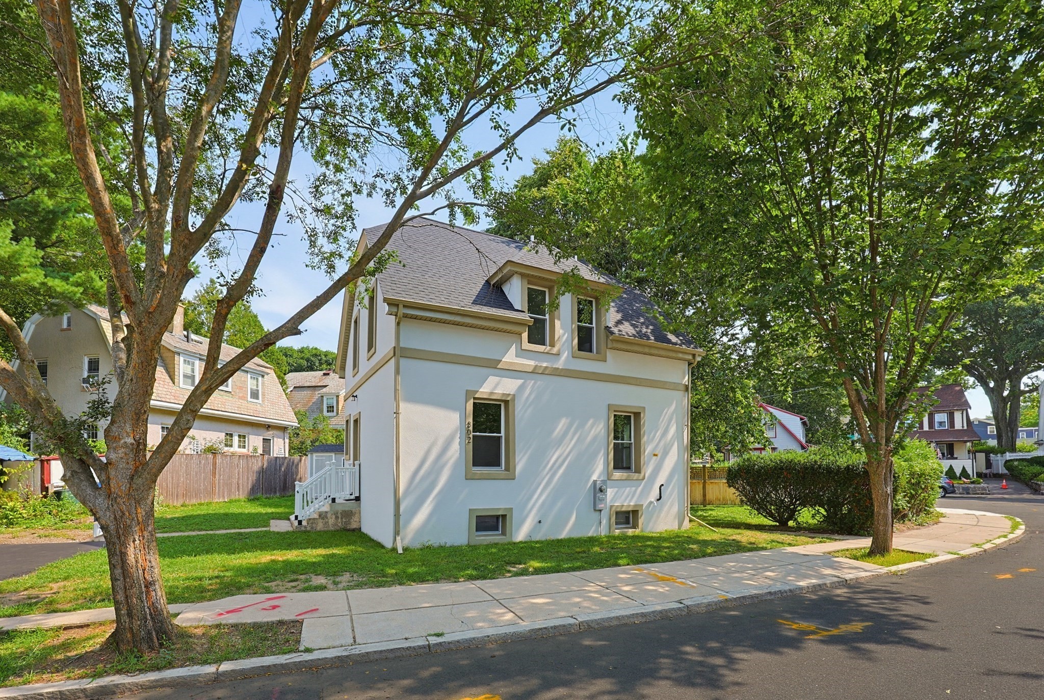 302 Wachusett St, Jamaica Plain, Boston, MA 02130