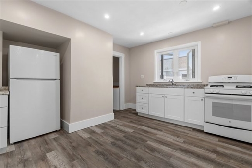 39 Dean Street, Apt 3